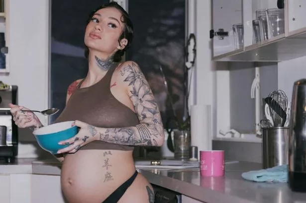 Bhad Bhabie tired of pregnancy, still selling nudes online