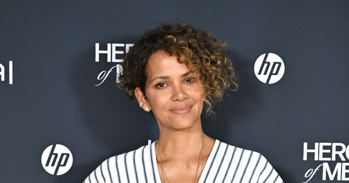 Halle Berry stuns in swimsuit, fans go wild over her ageless beauty