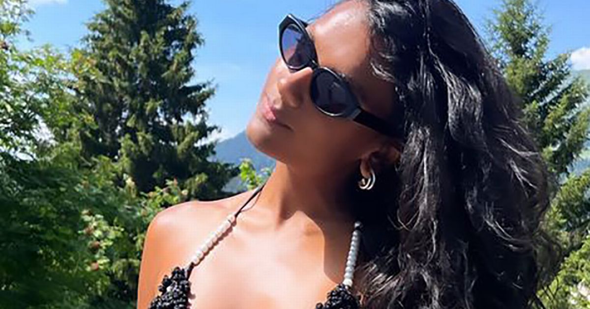 Bridgerton's Simone Ashley Stuns in Sizzling Bikini Snap!