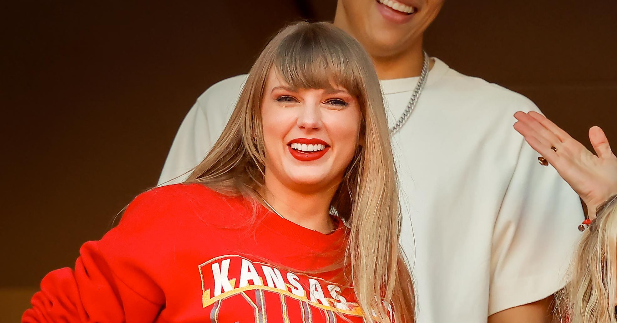 NFL Broadcasters Poke Fun at Taylor Swift's 'Cat Lady' Persona During Kansas City Chiefs Game